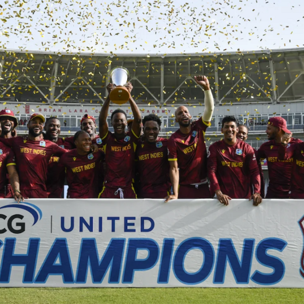 वेस्टइंडीज ने 34 साल बाद पाकिस्तान से वनडे सीरीज जीती:तीसरे मैच में 202 रन से हराया; शाई होप ने नाबाद 120 रन बनाए