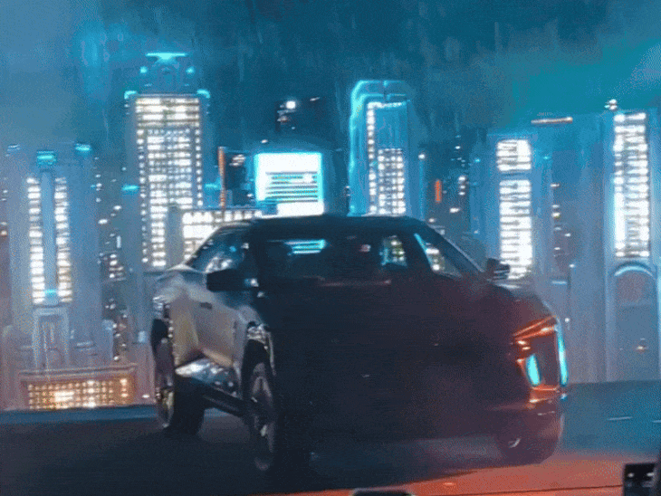 महिंद्रा BE 6 इलेक्ट्रिक SUV का बैटमैन एडिशन लॉन्च:फुल चार्ज पर 682km की रेंज, मेट ब्लैक एक्सटीरियर डिजाइन के साथ कीमत ₹27.79 लाख