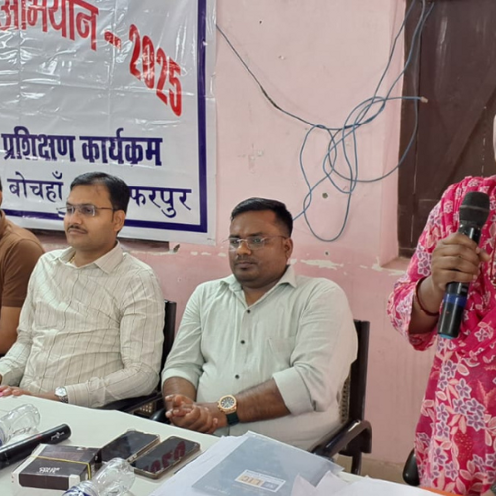 ऑफलाइन जमाबंदी को ऑनलाइन करने की दी ट्रेनिंग:मुजफ्फरपुर में राजस्व महा अभियान का आयोजन, 20 सितंबर तक प्रखंड में लगेंगे शिविर