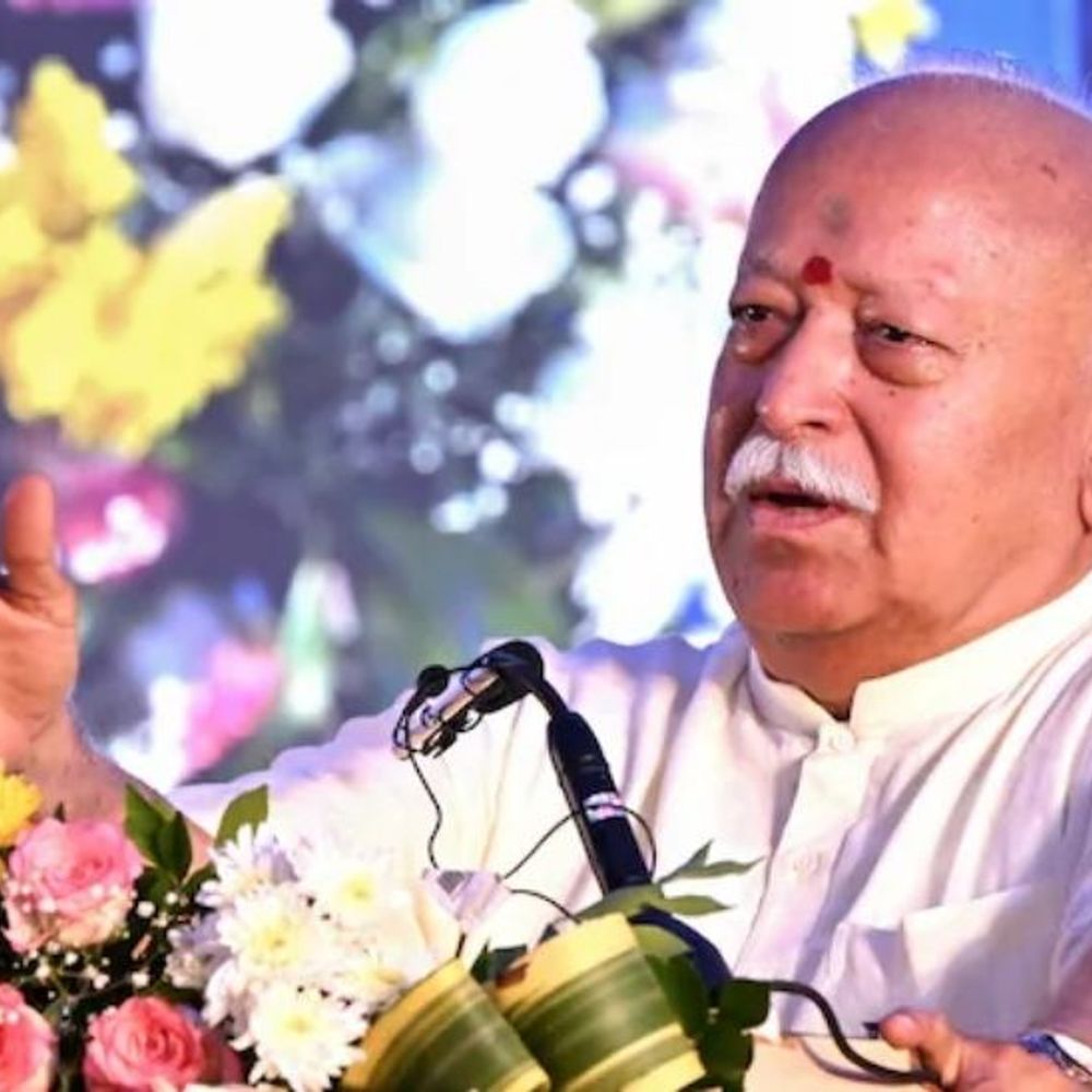 भागवत बोले- आवारा कुत्तों की आबादी कंट्रोल की जाए:शेल्टर होम भेजना समाधान नहीं, मनुष्य और प्रकृति के बीच संतुलन जरूरी