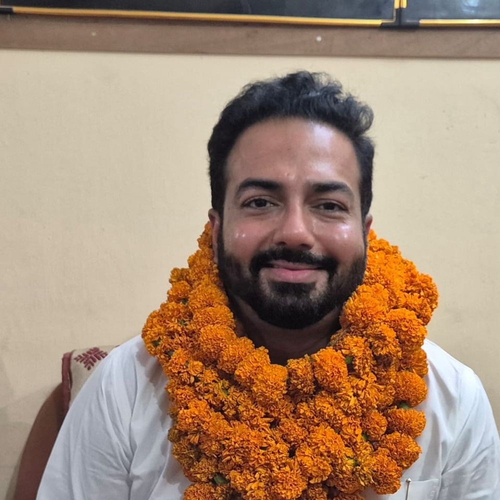 भाजपा से राजद में शामिल हुए राकेश झा:शिवहर में लोगों ने किया स्वागत, बोले- तेजस्वी होंगे बिहार के अगले मुख्यमंत्री