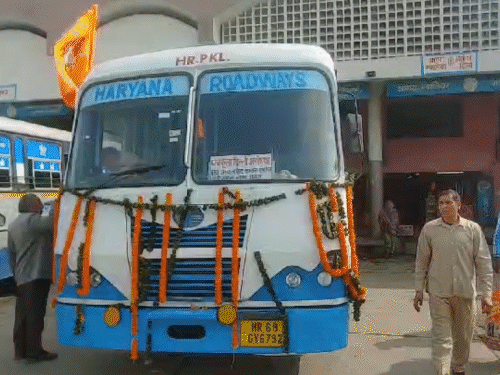 हरियाणा रोडवेज बस की ट्रैकिंग के लिए एप तैयार:यात्रियों को मिलेगी रियल टाइम लोकेशन, विज बोले- दो महीने बाद शुरू होगी