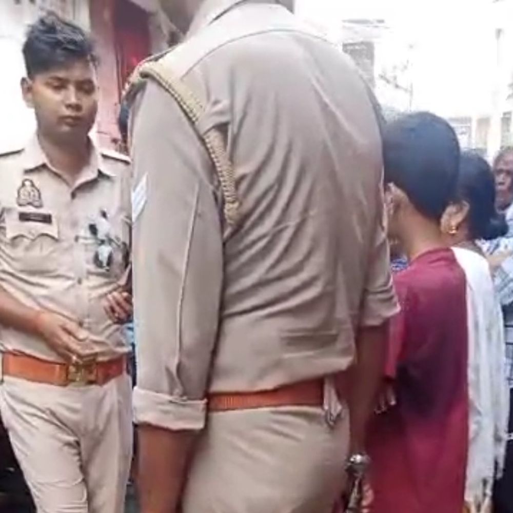 पूर्व BJP सभासद के घर में घुसकर तलवार से हमला:आरोपी ने परिवार को धमकाया, पुलिस ने किया गिरफ्तार