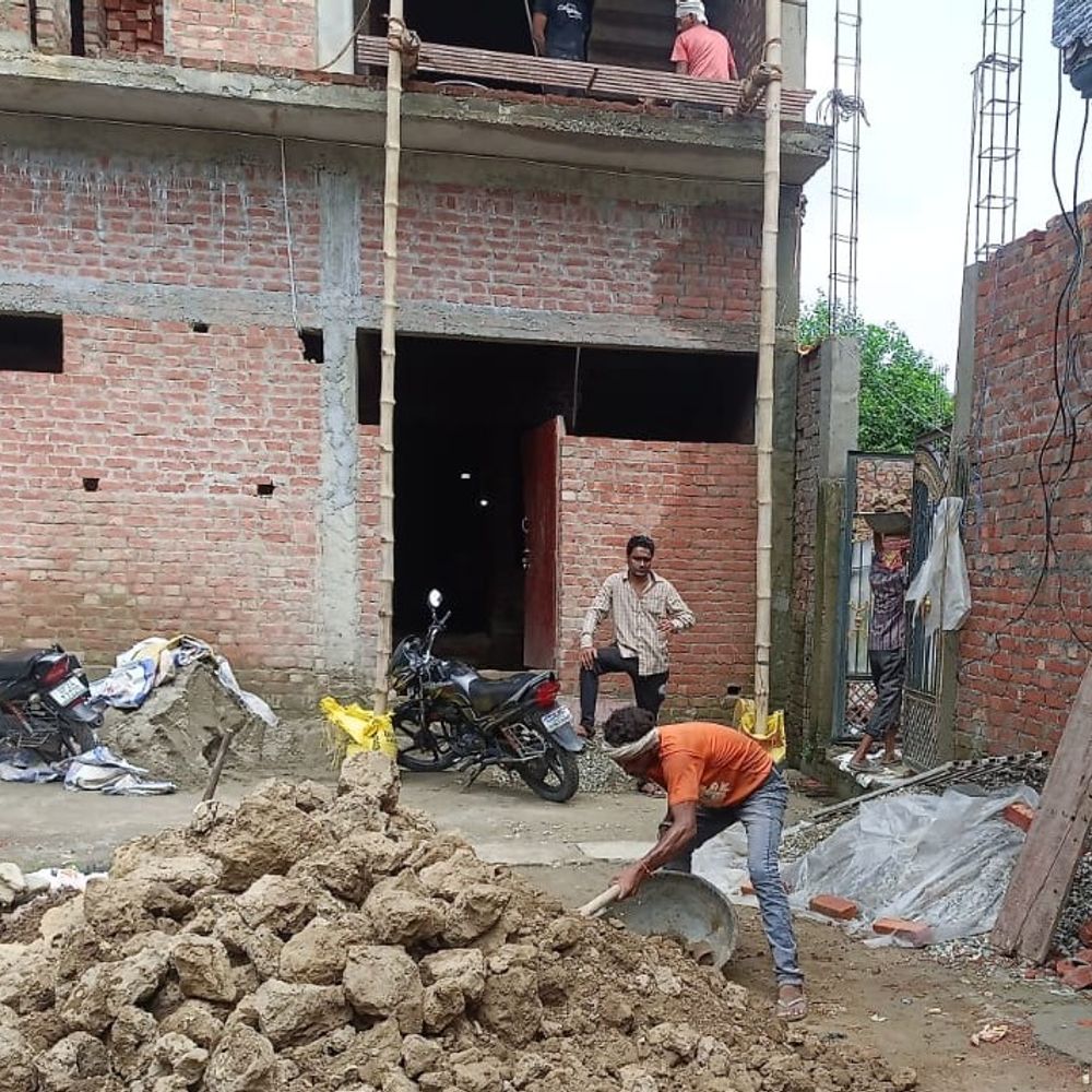 पीलीभीत में जमीन विवाद:फर्जी बैनामे से कब्जा और नियम विरुद्ध नक्शा पास कराने का आरोप, जांच शुरू