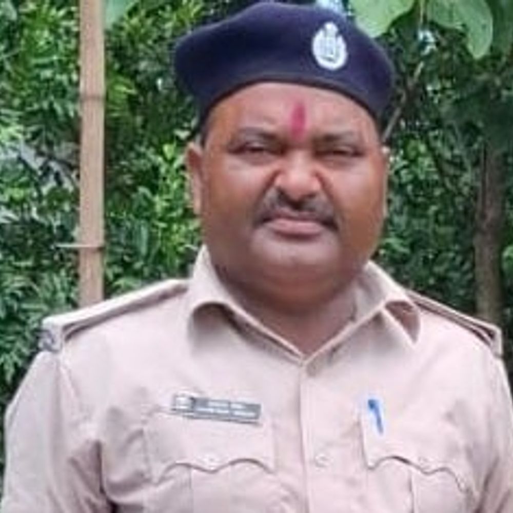 जमुई में चौकीदार की संदिग्ध स्थिति में मौत:परिजन बोले-रात को ड्यूटी से लौटने के बाद बिगड़ी तबीयत, इलाज के दौरान गई जान