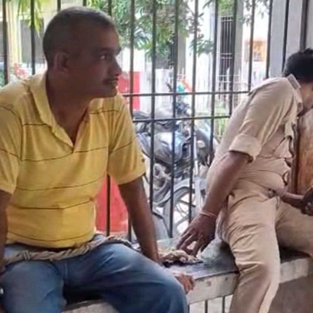 मुजफ्फरपुर में SDM को जान से मारने की धमकी:जदयू के पूर्व नेता गिरफ्तार, व्हाट्सएप पर मैसेज के बाद अधिकारी ने की लिखित शिकायत