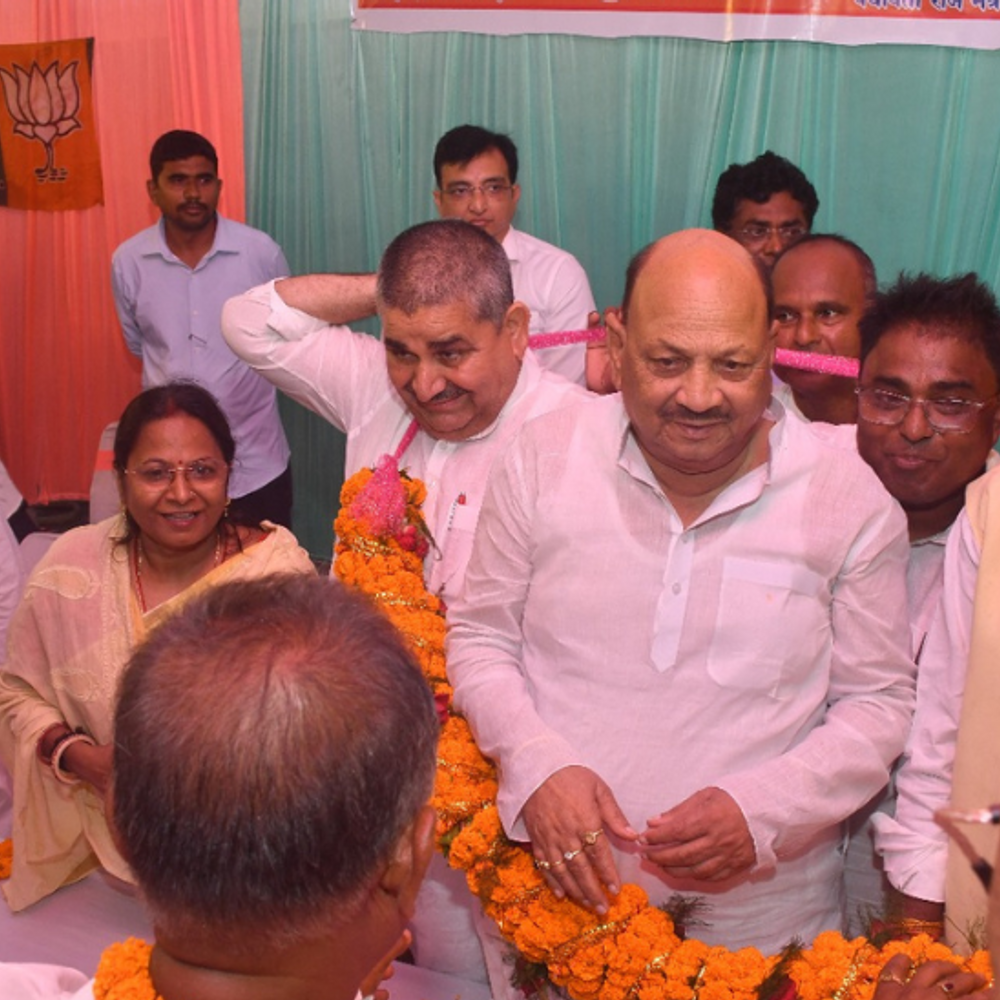 1 करोड़ की लागत से सड़क निर्माण काम का शिलान्यास:मुजफ्फरपुर में मंत्री बोले- नीतीश कुमार के नेतृत्व में बिहार में विकास की गंगा बह रही