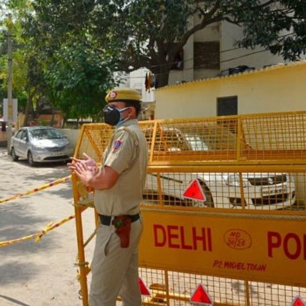 दिल्ली में बेटे ने मां से रेप किया:खराब कैरेक्टर का आरोप लगाया, पिता से बोला- तलाक दे दो