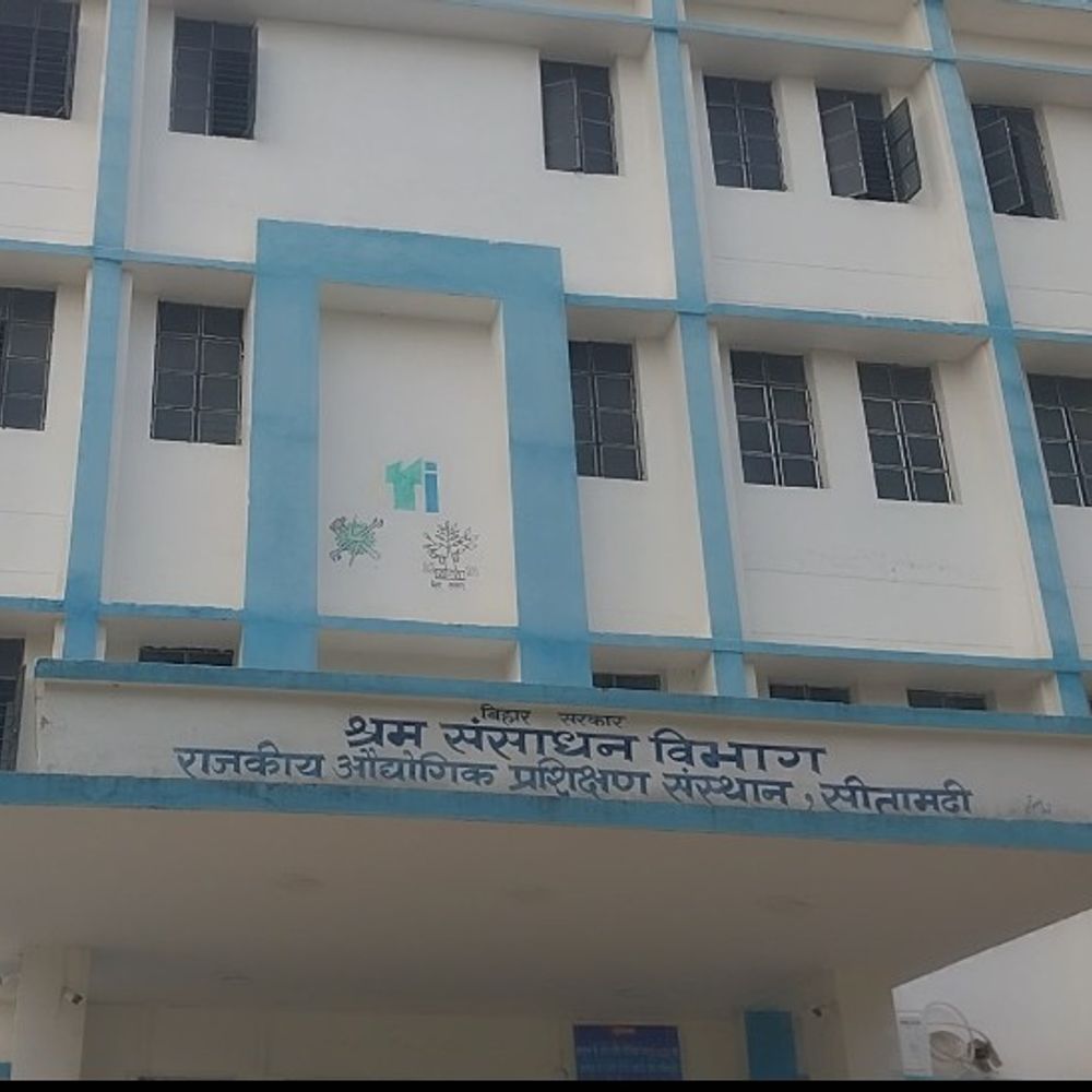 सीतामढ़ी में 19 अगस्त को जॉब कैंप:ड्राइवर और कस्टमर सपोर्ट के 90 पदों पर होगी भर्ती, 20 हजार रुपए मिलेगा वेतन