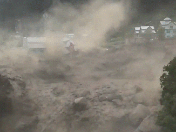 किश्तवाड़ में 65 मौतें, 200 लापता; अपनों की तलाश जारी:4 मंदिर समेत पूरा गांव मलबे में दबा, चश्मदीद बोले- एक धमाका और सब खत्म