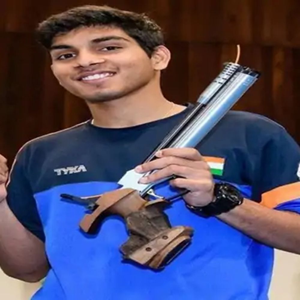 हरियाणा-यूपी के 3 शूटरों ने जीता सिल्वर मैडल:फरीदाबाद का अनमोल जैन चाइना वर्ल्ड कप में लगाएगा निशाना, कजाकिस्तान में हुई चैंपियनशिप