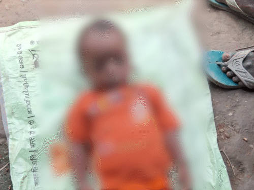 पानी से भरे गढ्ढ़े में डूब कर मासूम की मौत:मुजफ्फरपुर में दादा के साथ घर से बाहर निकला था मासूम, खेलने के दौरान हादसा