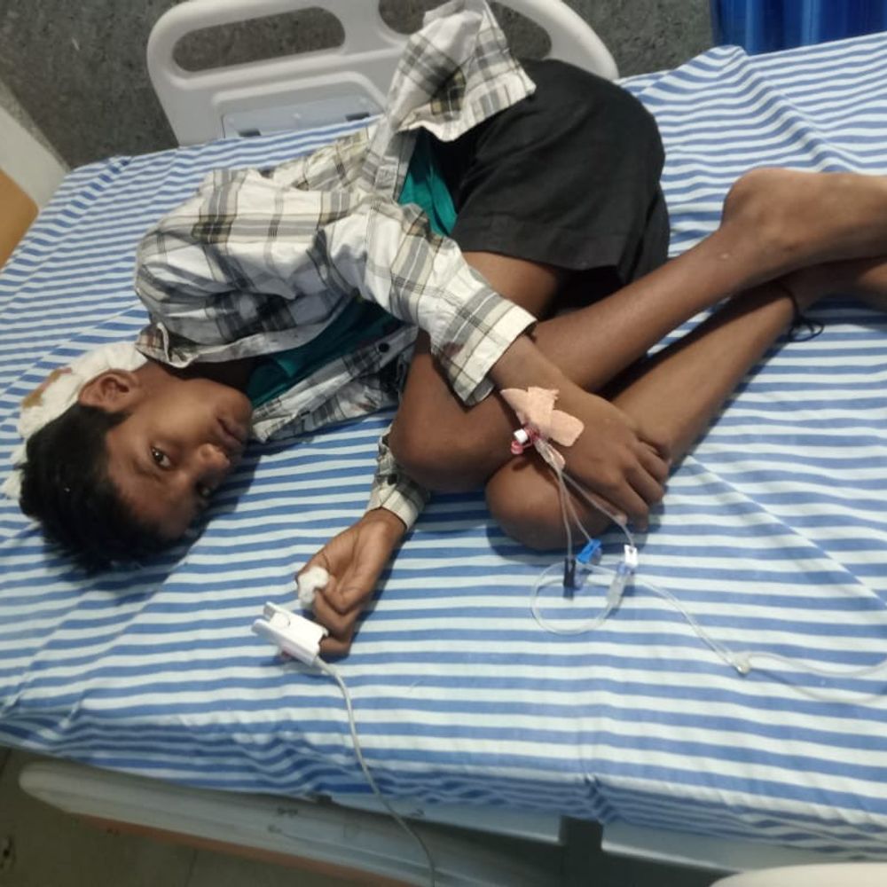 बेगूसराय में पुलिस वैन की टक्कर से महिला की मौत:डॉक्टर के पास जा रहे परिवार को पुलिस की गाड़ी ने रौंदा