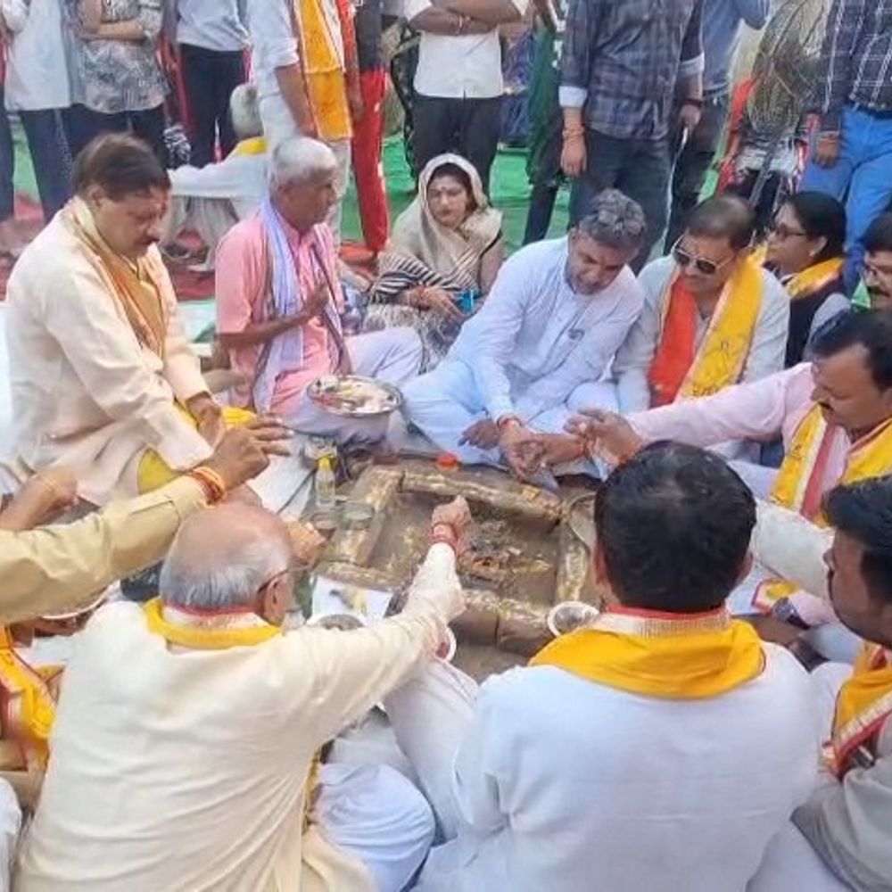 मथुरा के फतिया गांव में गंगाजल की सौगात:50 हजार लीटर की टंकी से 275 परिवारों को मिलेगा शुद्ध पेयजल