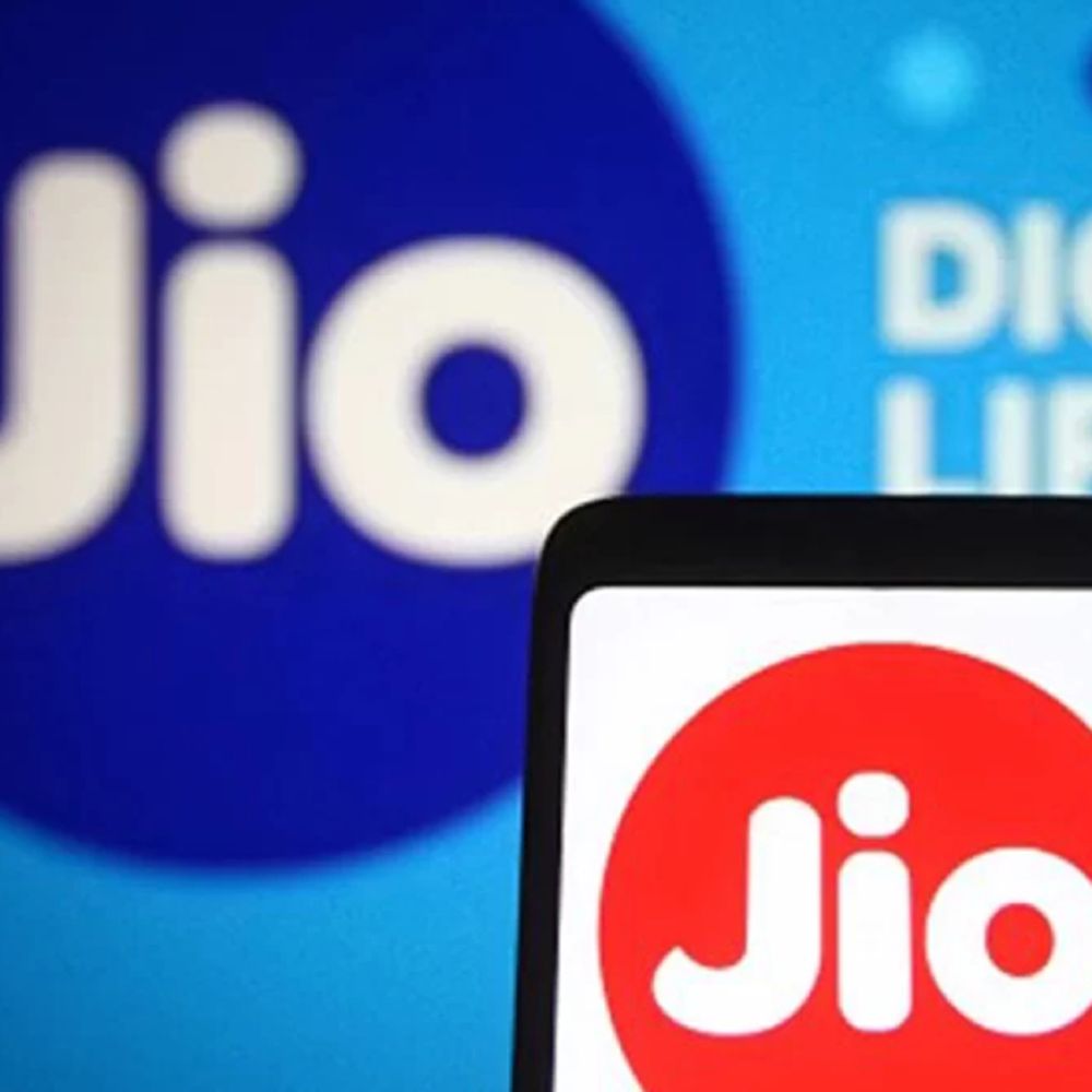 जियो ने सबसे सस्ते 1GB डेली डेटा प्लान बंद किए:249 में 28 दिन की वैलिडिटी मिलती थी, अब 299 रुपए से रिचार्ज करना होगा