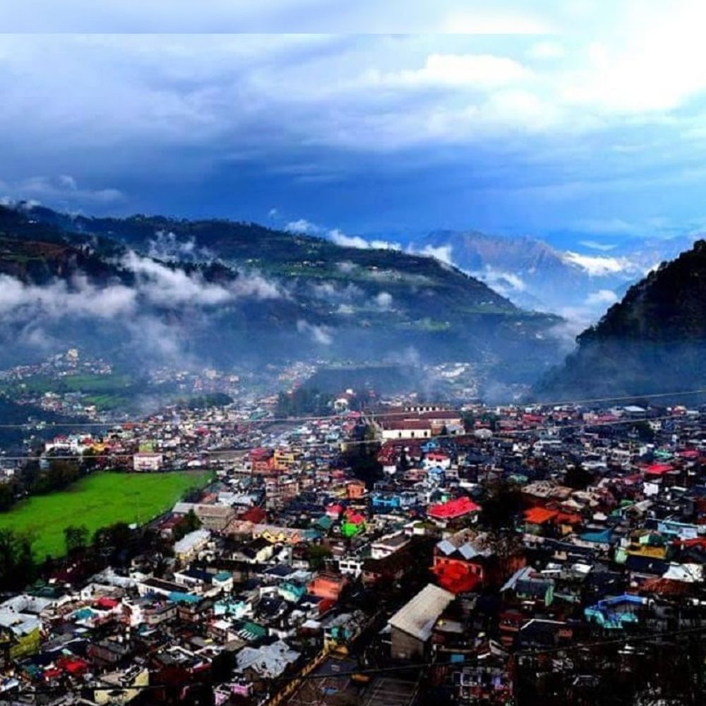 हिमाचल में सवा घंटे में 2 बार भूकंप के झटके:चंबा में हिली धरती, डरे लोग; रिएक्टर स्केल पर 4 और 3.3 रही तीव्रता