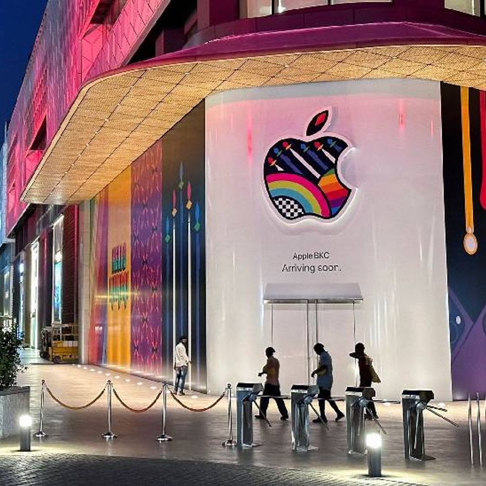 आईफोन-17 के सभी मॉडल भारत में बन रहे:अभी अमेरिका में बिकने वाले 78% आईफोन मेड इन इंडिया, जून तिमाही में 2.39 करोड़ आईफोन बने