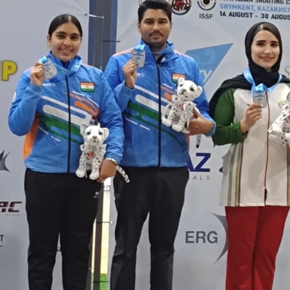 झज्जर की बेटी ने जीता दूसरा ब्रॉन्ज:कजाकिस्तान में शूटिंग एशियन चैंपियनशिप; पिता बोले-ओलिंपिक में भी मेडल लाएगी बेटी