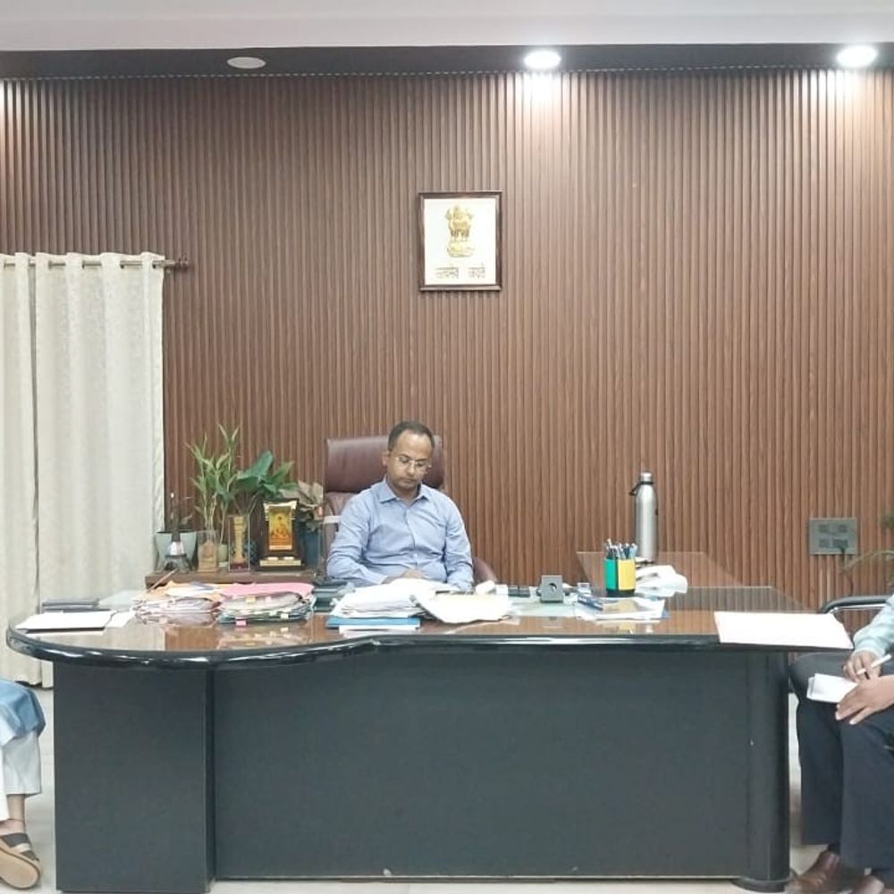 नवादा के अस्पतालों में सुधार की पहल:जीविका समूह संभालेगा सफाई और भोजन व्यवस्था, एम्बुलेंस के लिए हेल्प डेस्क बनेगा