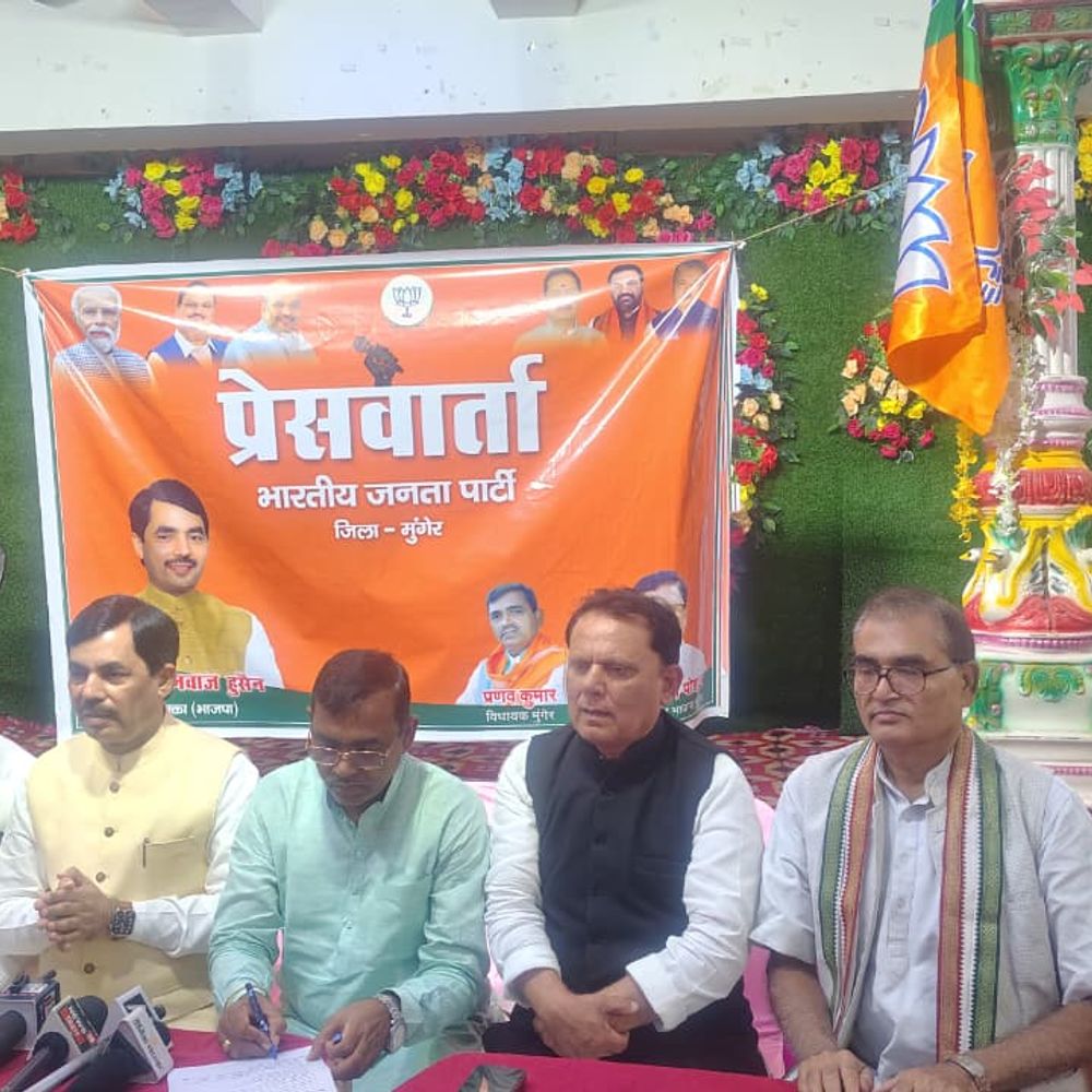 देश विरोधियों के साथ खड़ी है कांग्रेस, उसे जिम्मेदारी निभाना नहीं आता : शाहनवाज