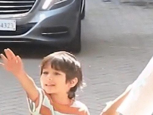 ‘द बंगाल फाइल्स’ में तैमूर नाम पर करीना-सैफ पर तंज?:विवेक अग्निहोत्री बोले- उनके बेटे से कोई संबंध नहीं, यह नाम कई लोगों के होते हैं