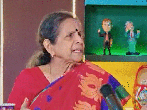 'अनुशासन के नाम पर पापा बहुत मारते थे':मराठी एक्ट्रेस उषा नाडकर्णी ने सुनाया बचपन का किस्सा, बोलीं- पहले पिटाई करते, फिर आइसक्रीम खिलाते