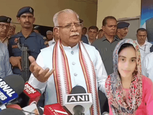 भिवानी में मनीषा की मौत मामला:पिता बोले- राजनीति ना करो, केंद्रीय मंत्री खट्‌टर बोले- दोषी को सख्त से सख्त सजा मिले