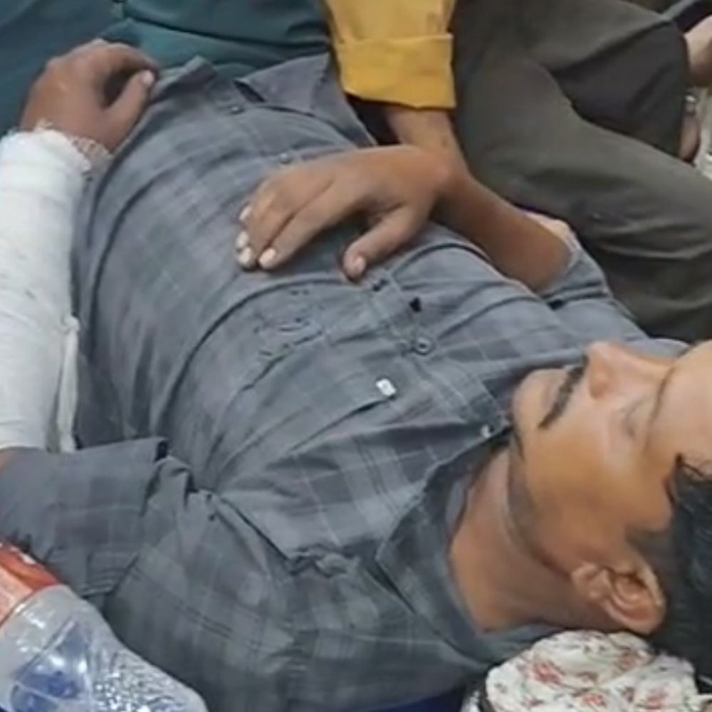 दो अलग-अलग सड़क हादसों में 7 घायल:हाथरस में मथुरा-बरेली NH पर एक्सीडेंट, एक गंभीर हालत में अलीगढ़ रेफर