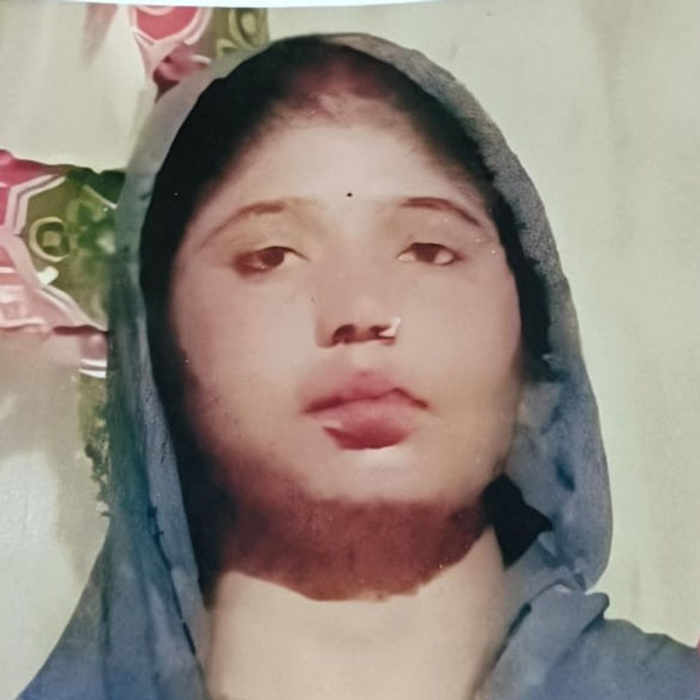 फिरोजाबाद में महिला की हत्या:बकरी चराने गई थी, चरी के खेत में मिला शव, गले में थे चोट के निशान
