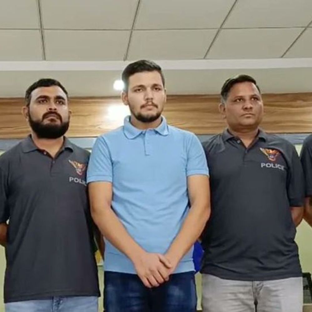 गुजरात में सीरियाई नागरिक गिरफ्तार, शरीर पर गोलियों के निशान:3 साथियों की तलाश; गाजा पीड़ितों के नाम पर फंड जुटाकर लग्जरी लाइफस्टाइल जीते थे