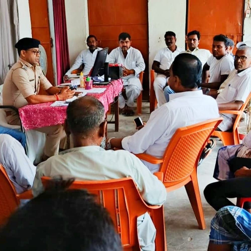 हिरम्मा थाने में शांति समिति की बैठक:1 सितंबर को माधोपुर छाता से निकलेगी कांवड़ यात्रा, सौहार्द और भाईचारा बनाए रखने की अपील