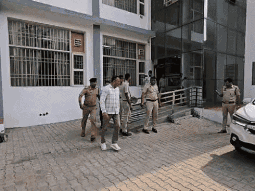 प्रोफेसर खान के बयान पर सुप्रीम कोर्ट का फैसला:ऑपरेशन सिंदूर वाली पोस्ट पर कार्रवाई रोकी, एक FIR रद्द, दूसरी पर अगली सुनवाई तक अंतरिम रोक