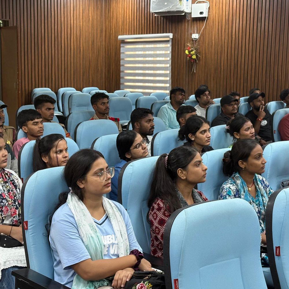 मतदान से ही मजबूत होगी लोकतांत्रिक व्यवस्था: डीएम