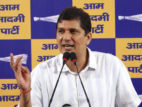 AAP नेता सौरभ भारद्वाज के घर ED के छापे:12 और ठिकानों पर तलाश जारी, हॉस्पिटल कंस्ट्रक्शन में करप्शन के आरोप