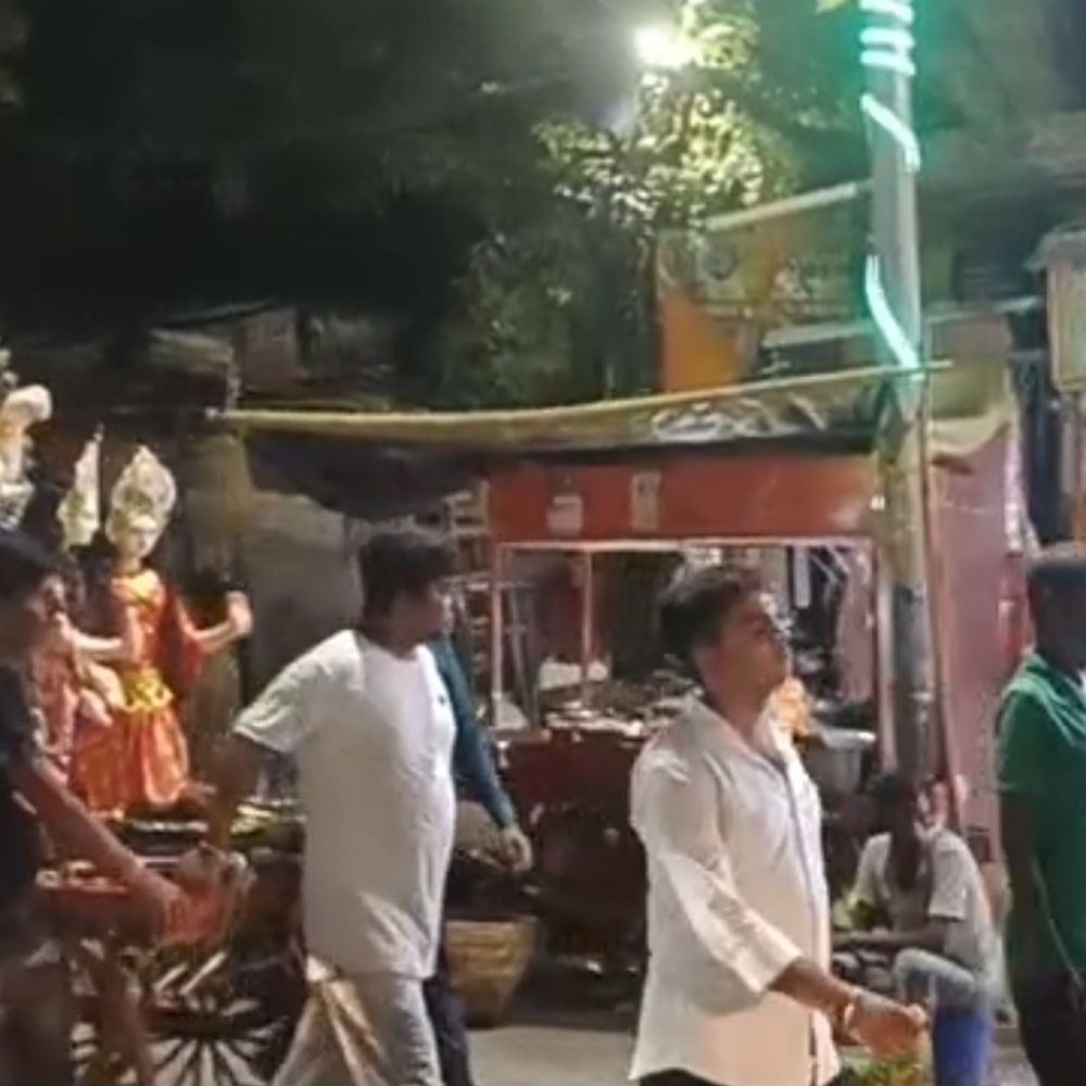 बहराइच में गणेश चतुर्थी की धूम:124 पंडालों में विराजे गणपति, 37 साल पहले शुरू हुई थी परंपरा
