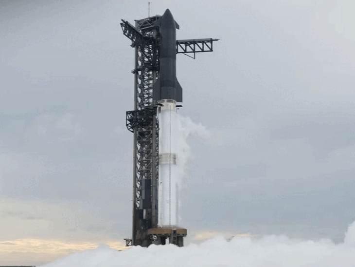 दुनिया के सबसे ताकतवर रॉकेट की लॉन्चिंग कुछ देर में:स्टोरशिप के 10वें टेस्ट में एक इंजन जानबूझकर बंद करेंगे; पिछले तीन टेस्ट फेल हो गए थे