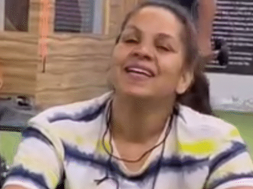 गोल्ड मेडलिस्ट है फर्जी डिग्रियां बेचने वाली पूर्व वॉलीबॉल प्लेयर:हरियाणा का खेल पुरस्कार मिल चुका, लालच में घर, खेल और पति सब कुछ छोड़ा