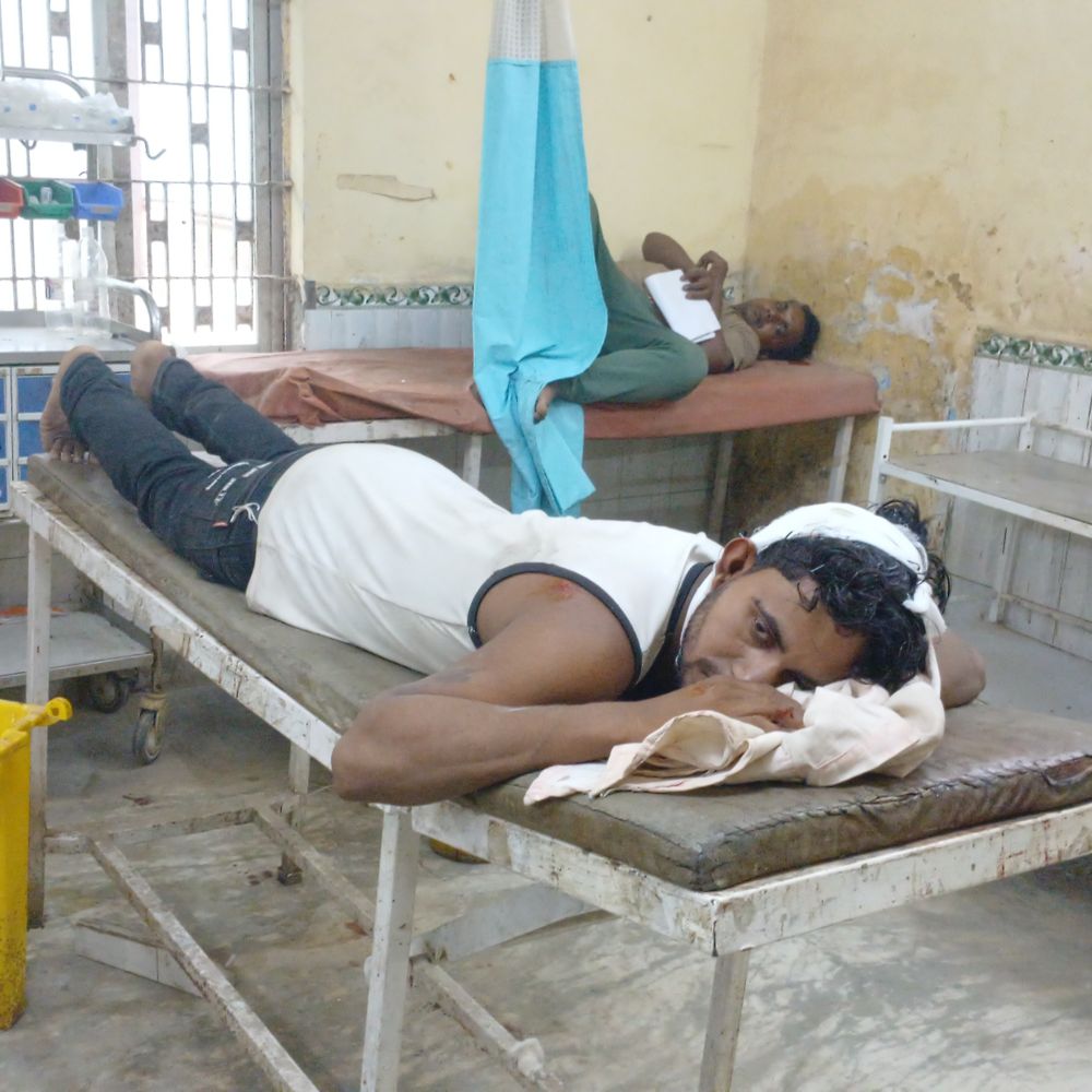 स्कॉर्पियो ने बाइकों और पैदल लोगों को टक्कर मार भागा:  गोपालगंज में 5 लोग गाड़ी की चपेट में आकर घायल, एक की हालत नाजुक – Gopalganj News