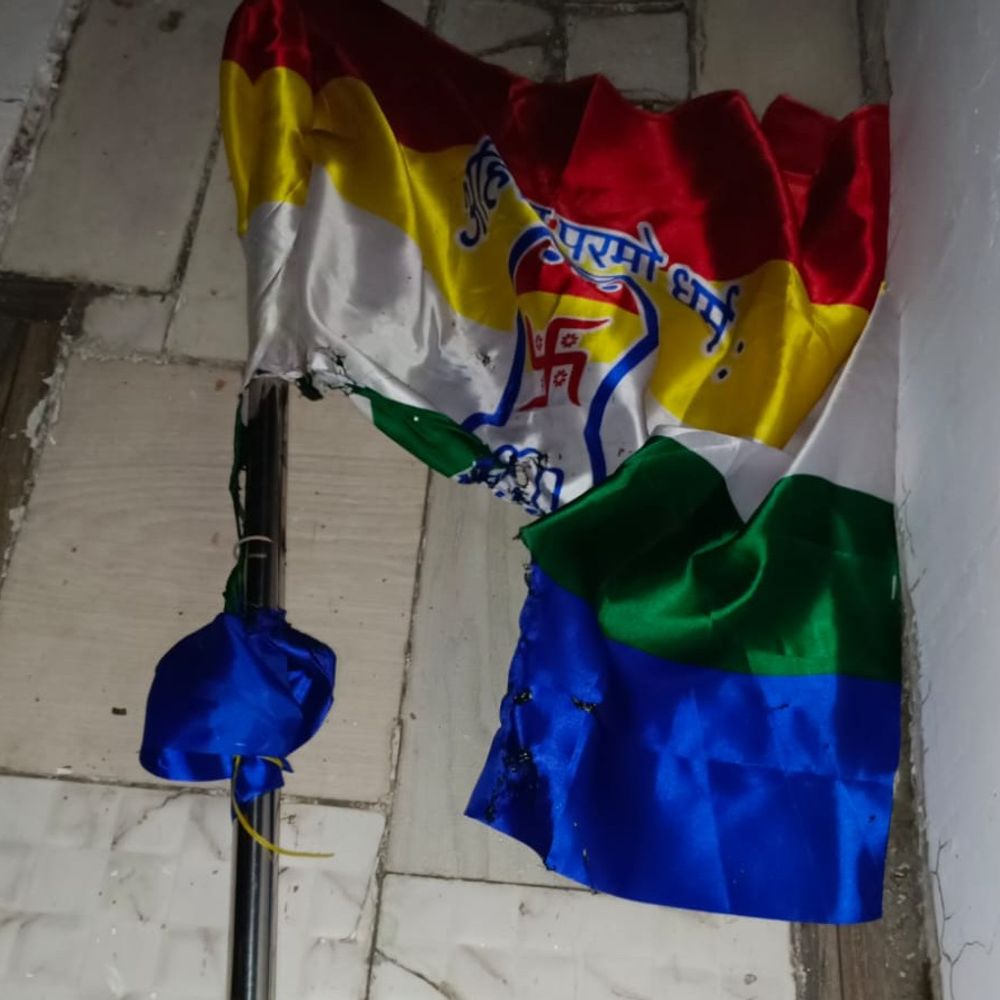 शहडोल के जैन मंदिर में करंट से महिला की मौत:  11 केवी लाइन की चपेट में आई, झंडा लगाने के दौरान हुआ हादसा – Shahdol News