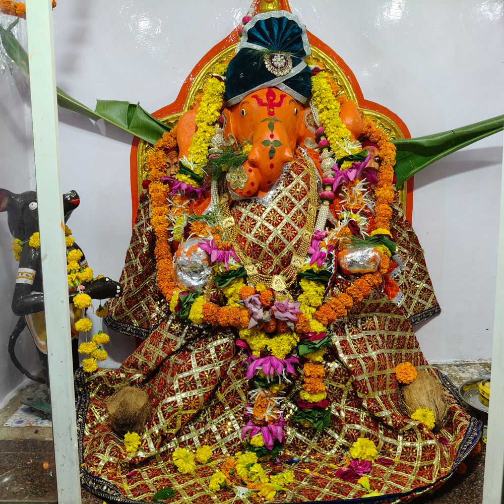 हरदा का 200 साल पुराना गणेश मंदिर:अजनाल नदी के किनारे स्थित है मंदिर, दावा- विवाह संबंधी समस्याओं का होता है समाधान
