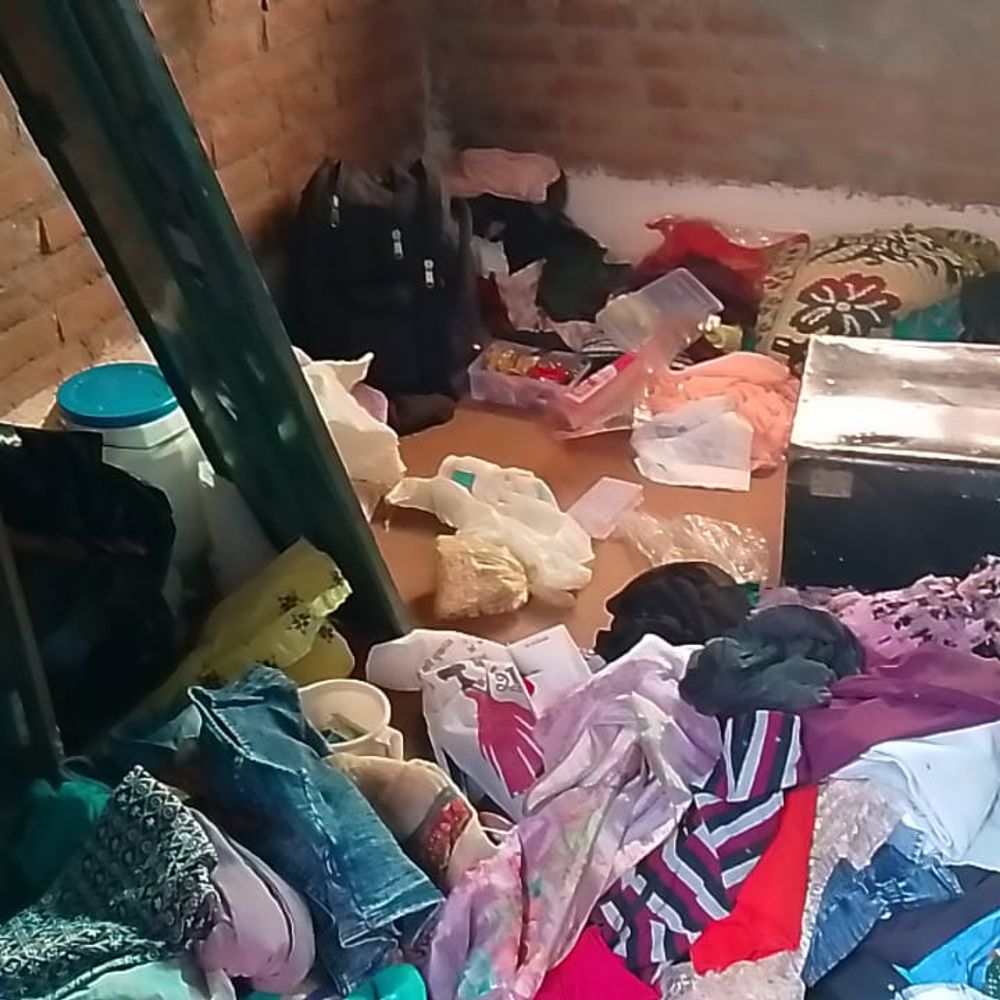 गांव में एक रात में तीन जगह चोरी:होटल और दो घरों से लाखों के जेवर और नकदी उड़ाए, ग्रामीणों में गुस्सा