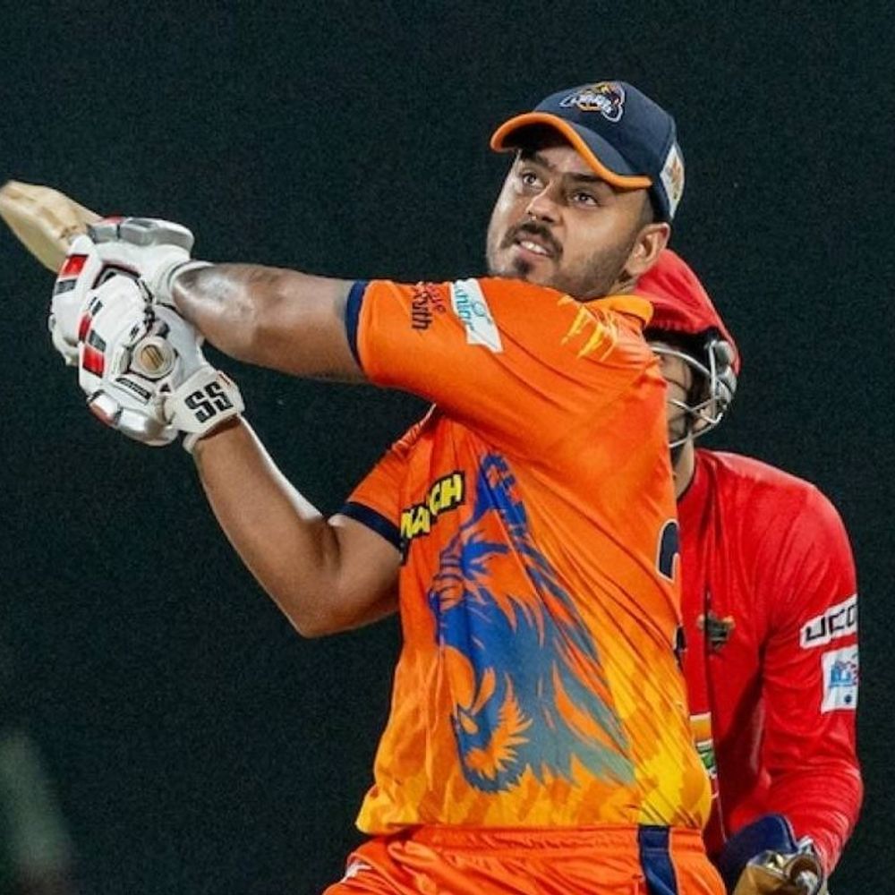 दिल्ली प्रीमियर लीग में नीतीश-दिग्वेश में भिड़ंत:दोनों पर फाइन लगा; नीतीश ने मैच में शतक लगाकर जीत दिलाई