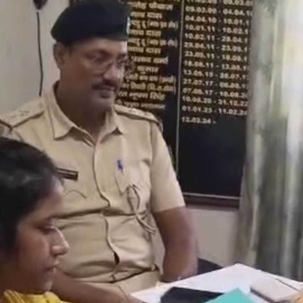 खगड़िया के थाने में लगा जनता दरबार:7 मामलों में से 6 का निष्पादन, अंचलाधिकारी ने जमीन विवाद की जांच का दिया आश्वासन