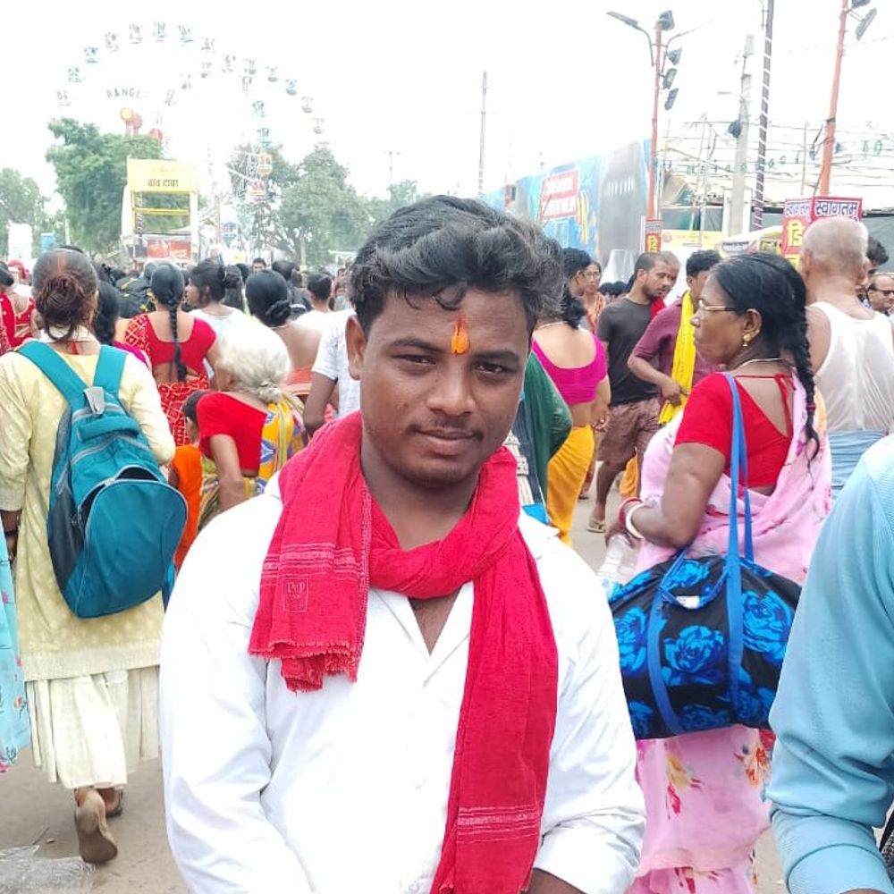 भागलपुर में पैसेंजर ट्रेन से कटकर युवक की मौत:चप्पल खरीदने बाजार जा रहा था, 5 दिन पहले गुजरात से घर लौटा था