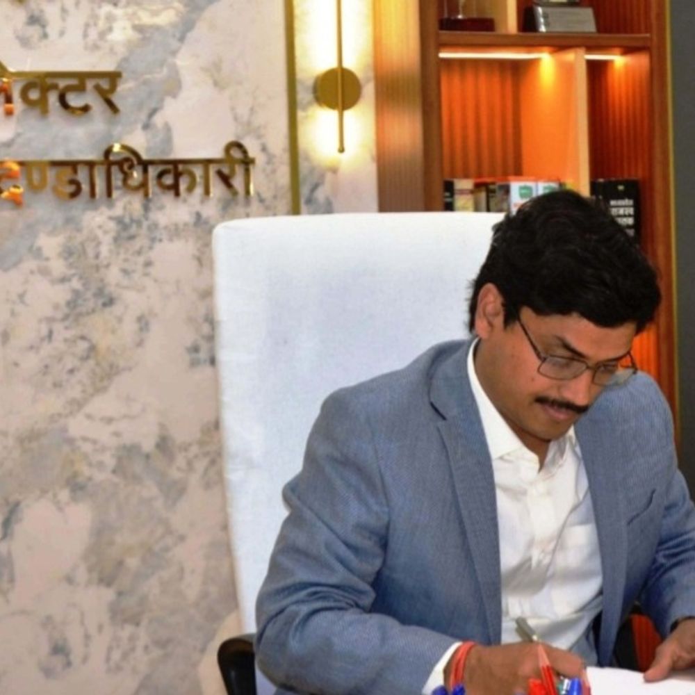 बुरहानपुर में कलेक्टर के नाम से साइबर फ्रॉड की कोशिश:  फर्जी सोशल मीडिया अकाउंट से लोगों को भेजा जा रहा मैसेज – Burhanpur (MP) News