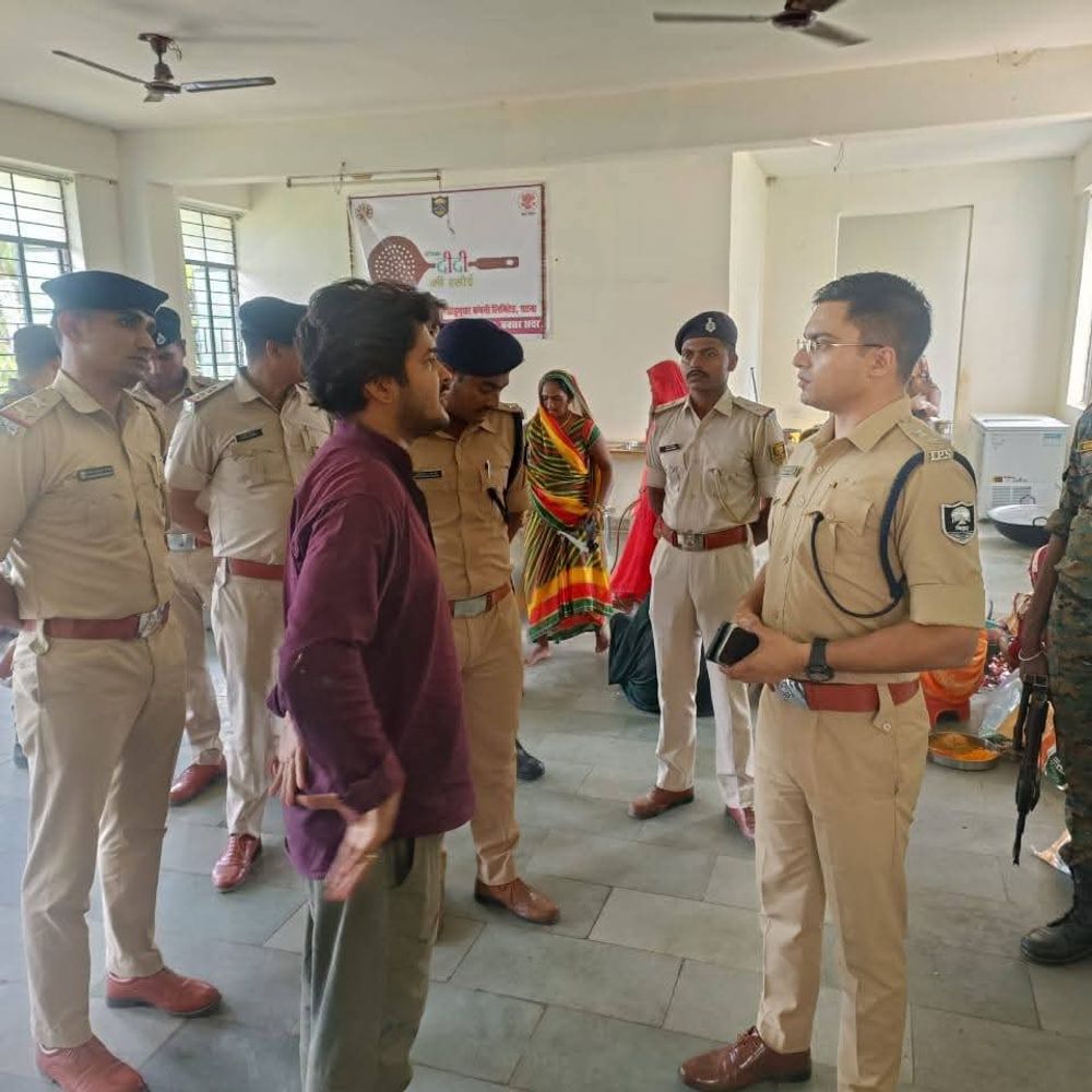 बक्सर में शराब पीने वाले 7 समेत 11 गिरफ्तार:पुलिस ने चलाया विशेष अभियान, 1.34 लाख का जुर्माना वसूला