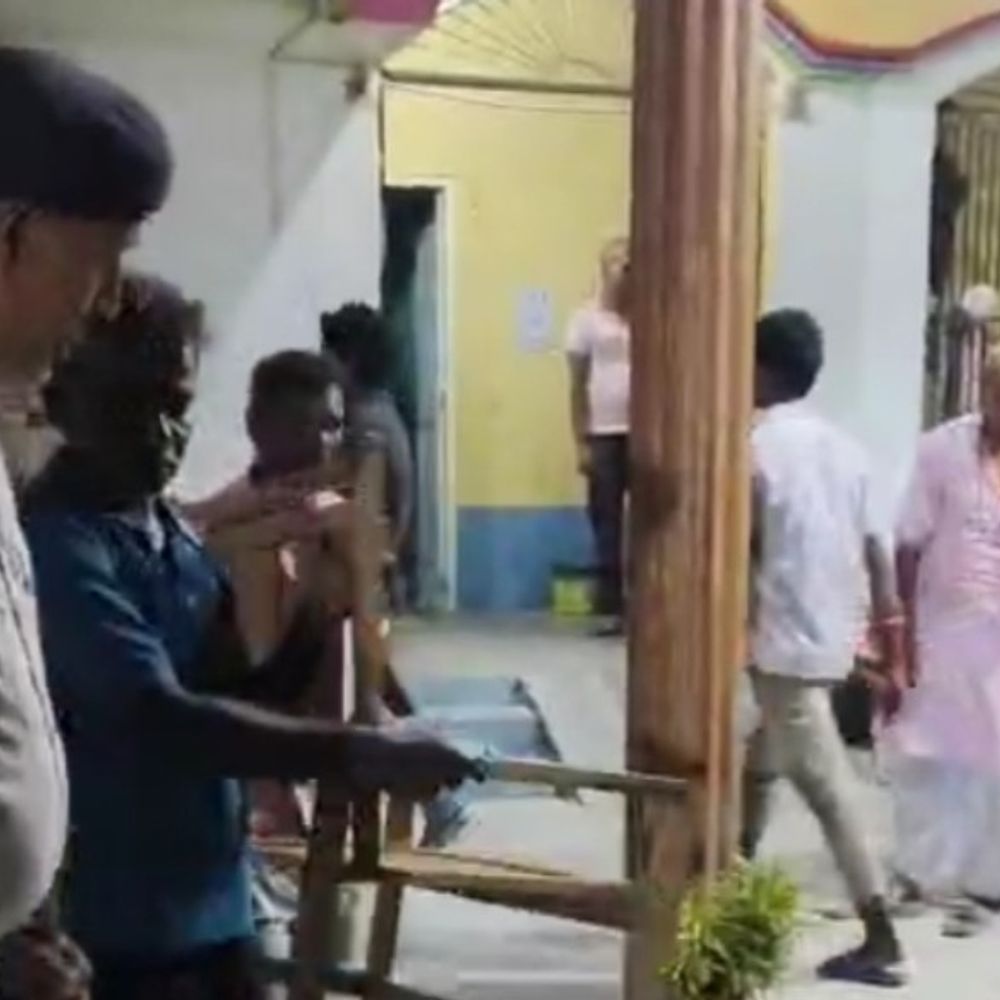 शुभम हत्याकांड में फरार आरोपी की संपत्ति जब्त:सीतामढ़ी में सरेंडर नहीं करने पर कुर्की कार्रवाई, 24 घंटे का दिया था अल्टीमेटम