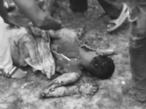 लखनऊ में अवैध पटाखा फैक्ट्री में ब्लास्ट, बिल्डिंग उड़ी:मालिक-पत्नी समेत 4 की मौत, पड़ोसियों के घर ढहे; 1KM तक गूंजा धमाका