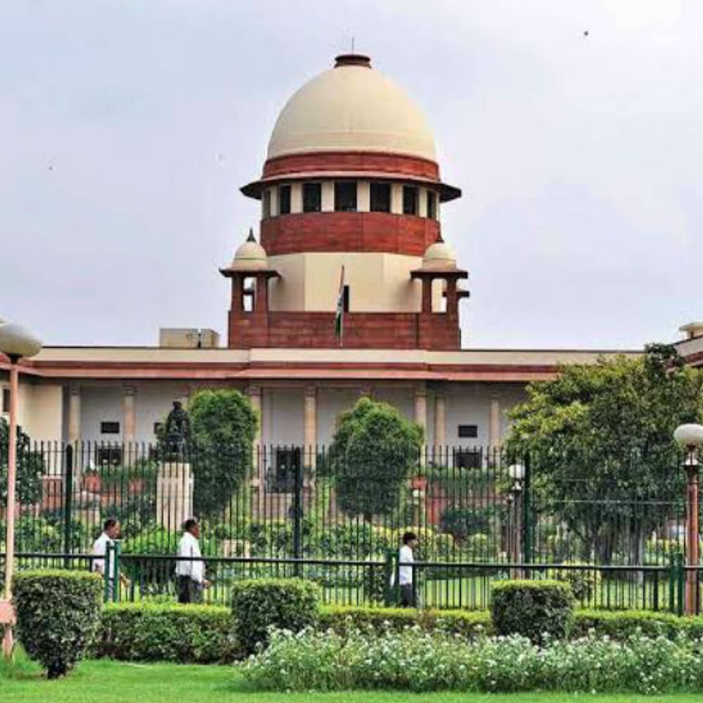 सुप्रीम कोर्ट से न्यायिक अधिकारी सोनिका पुरोहित को राहत:  हाईकोर्ट ने कहा था-फैसला लिखने की ट्रैनिंग दी जाए, सुप्रीम कोर्ट ने लगाई अंतरिम रोक – Jaipur News