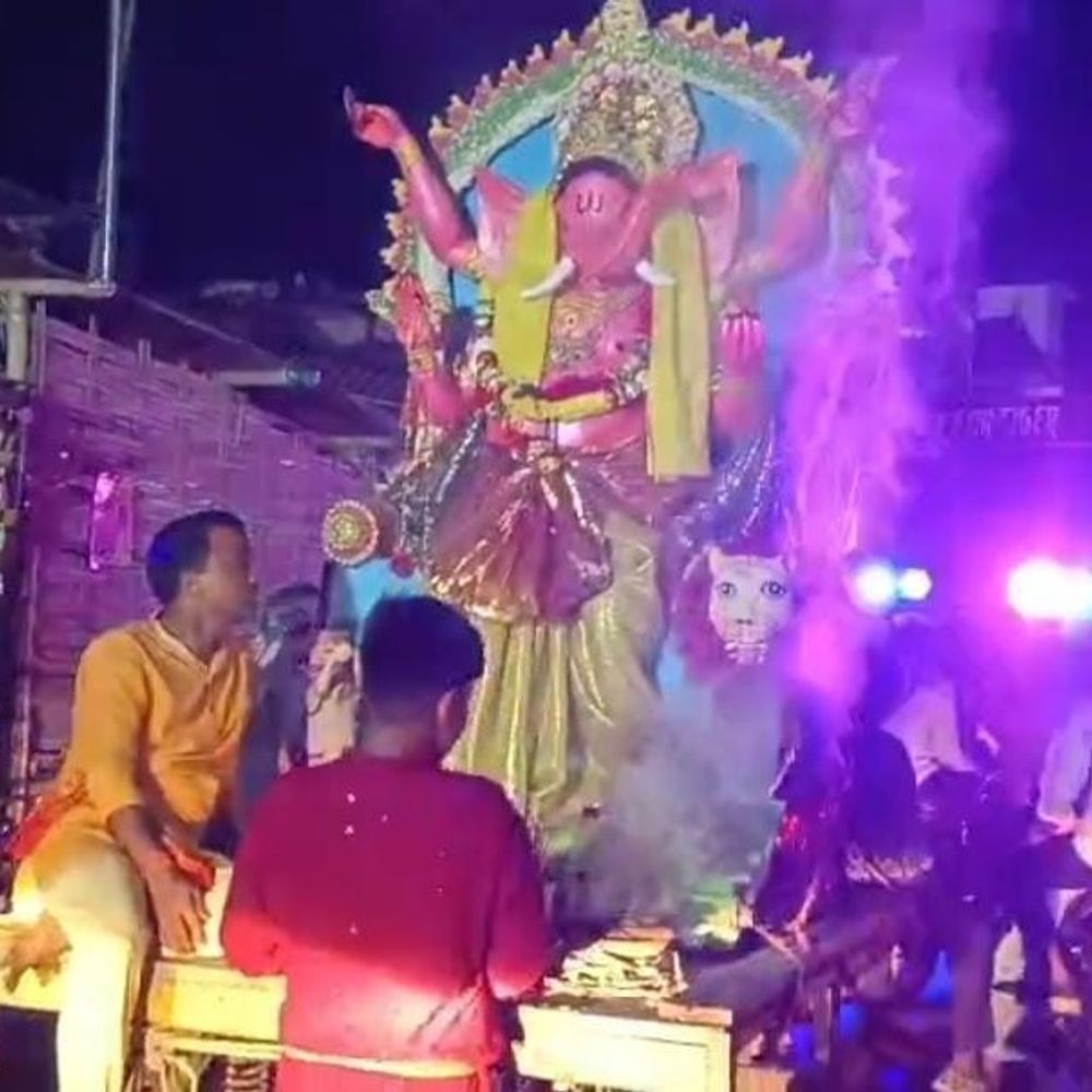 किशनगंज में गणेश प्रतिमा का विसर्जन:भजन-कीर्तन के साथ निकली शोभायात्रा, पुलिस बल की रही तैनाती